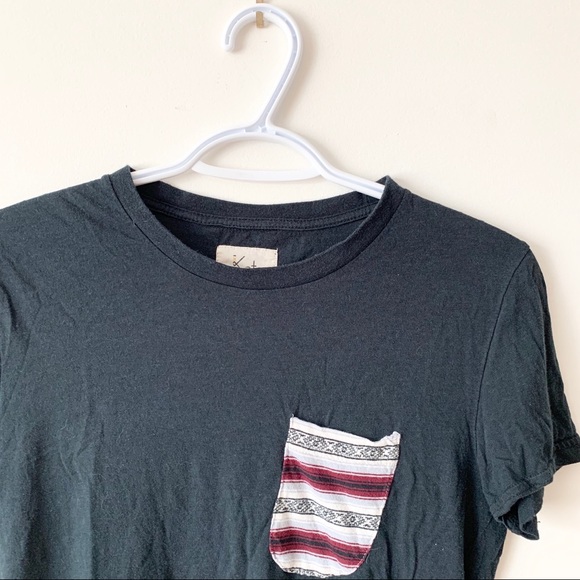 ๐3/$20 Koto Pocket Tee - Picture 2 of 6